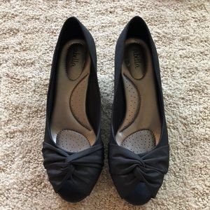 Abella peep toe black heel